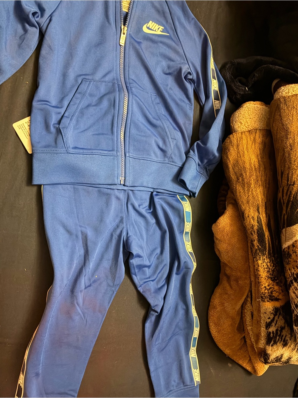 Nike Kids Blue Sweatpants Jogger Set with Yellow Logo - Picture 1 of 1